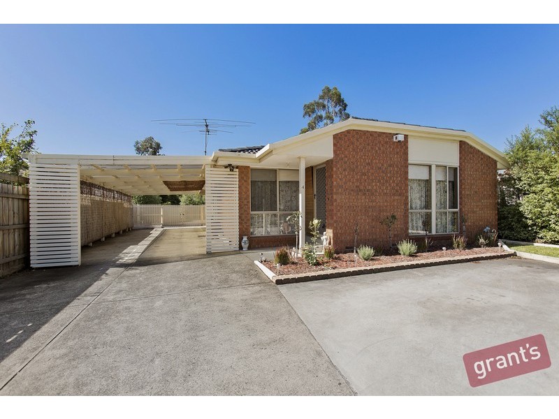 4 Linlithgow Court, Narre Warren VIC 3805