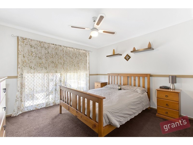 4 Linlithgow Court, Narre Warren VIC 3805