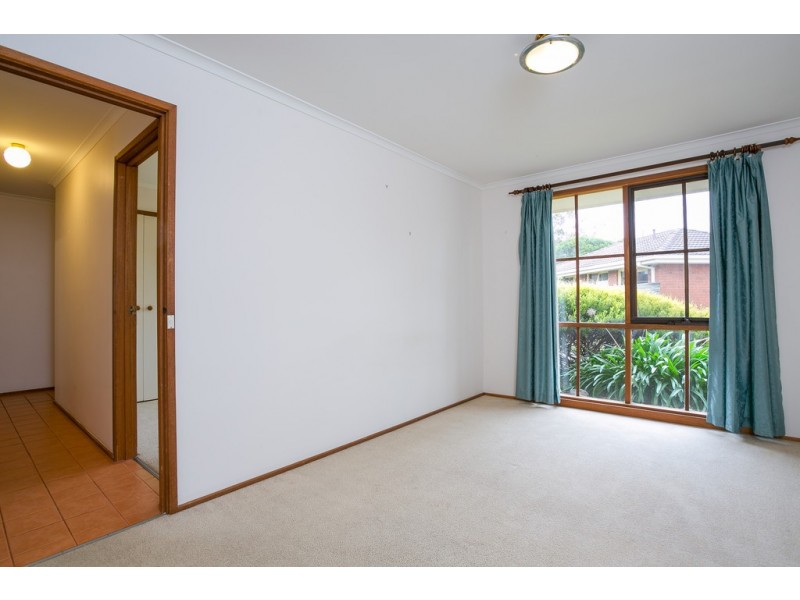 2/113 Willow Road, Frankston VIC 3199