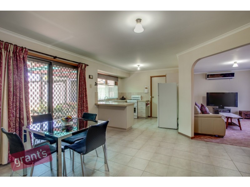 16 George Chudleigh Drive, Hallam VIC 3803