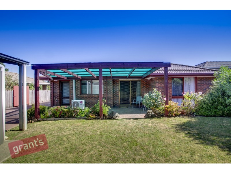 16 George Chudleigh Drive, Hallam VIC 3803