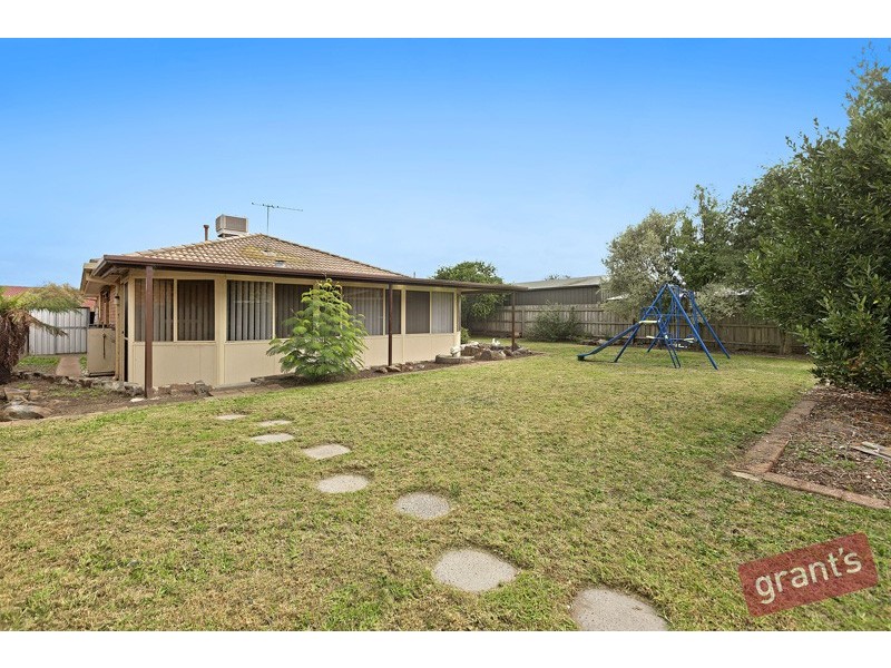 5 Enoch Rise, Hallam VIC 3803