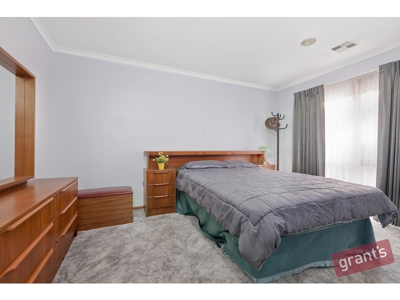 5 Enoch Rise, Hallam VIC 3803