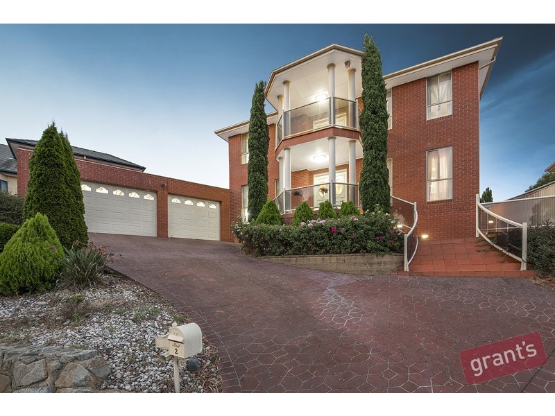 2 Hillcrest Avenue, Narre Warren VIC 3805