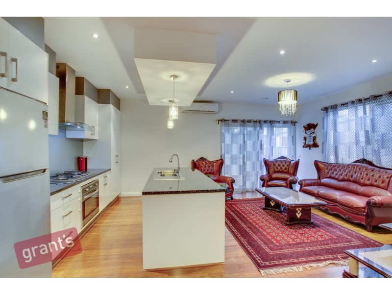 4a Saxonwood Drive, Narre Warren VIC 3805