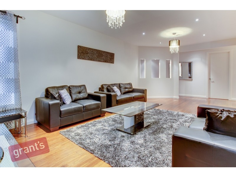 4a Saxonwood Drive, Narre Warren VIC 3805