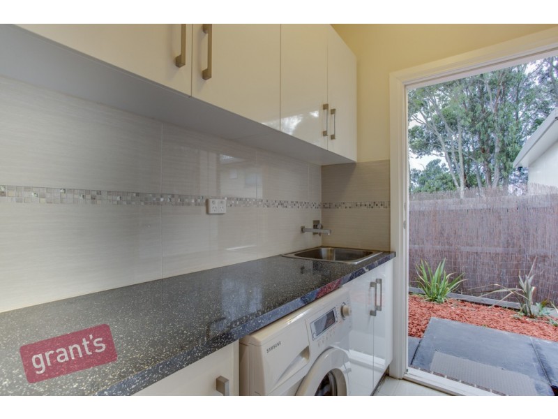 4a Saxonwood Drive, Narre Warren VIC 3805