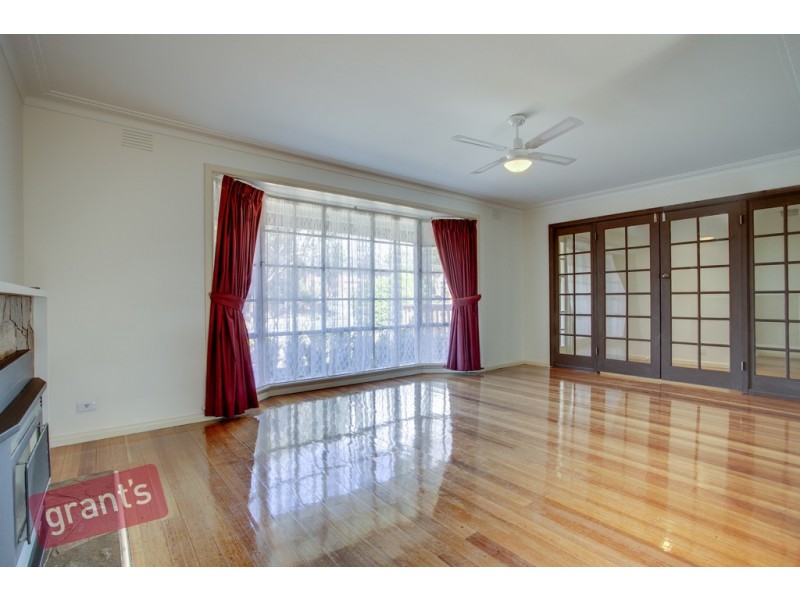 19 Adam Avenue, Hallam VIC 3803