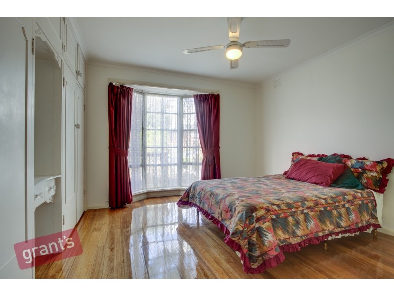 19 Adam Avenue, Hallam VIC 3803