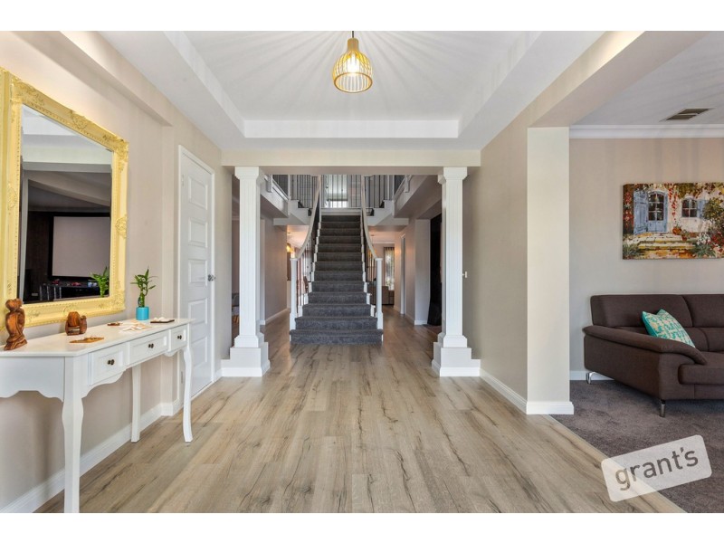 4 Sandilands Court, Narre Warren North VIC 3804