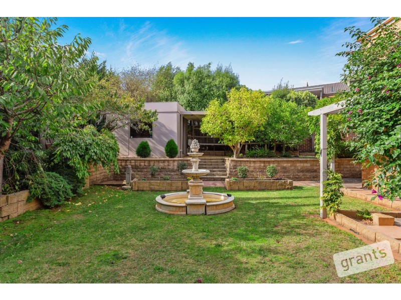 4 Sandilands Court, Narre Warren North VIC 3804