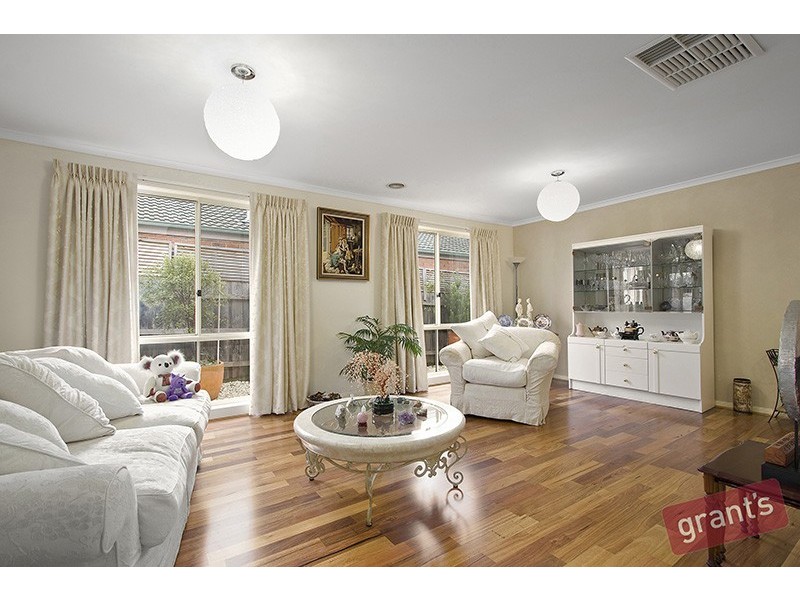 43 Albrecht Avenue, Berwick VIC 3806