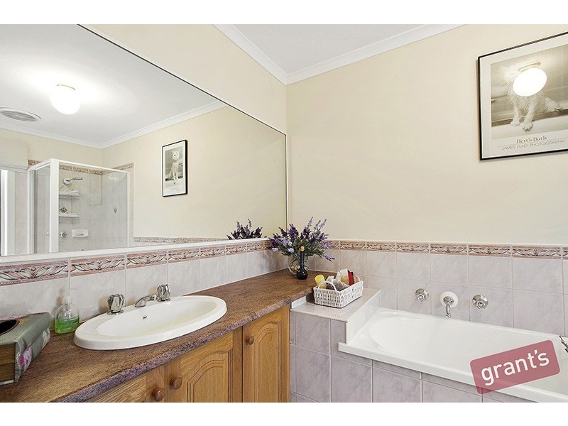 43 Albrecht Avenue, Berwick VIC 3806