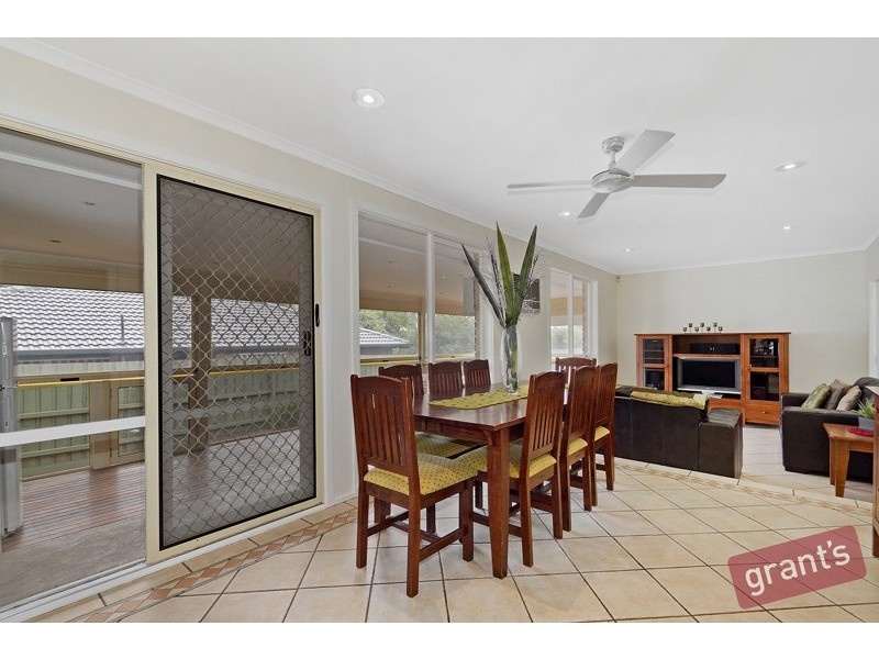 26 Kilberry Crescent, Hallam VIC 3803