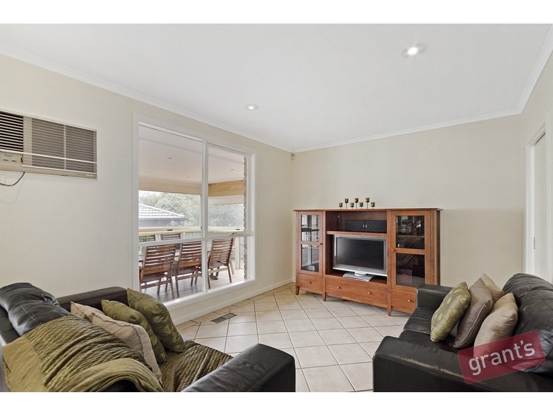 26 Kilberry Crescent, Hallam VIC 3803