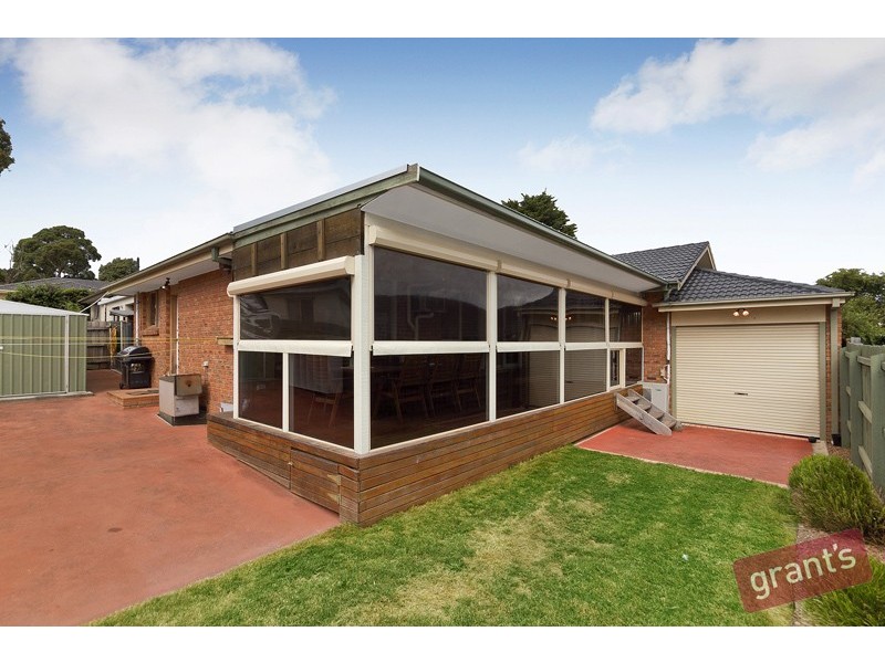 26 Kilberry Crescent, Hallam VIC 3803