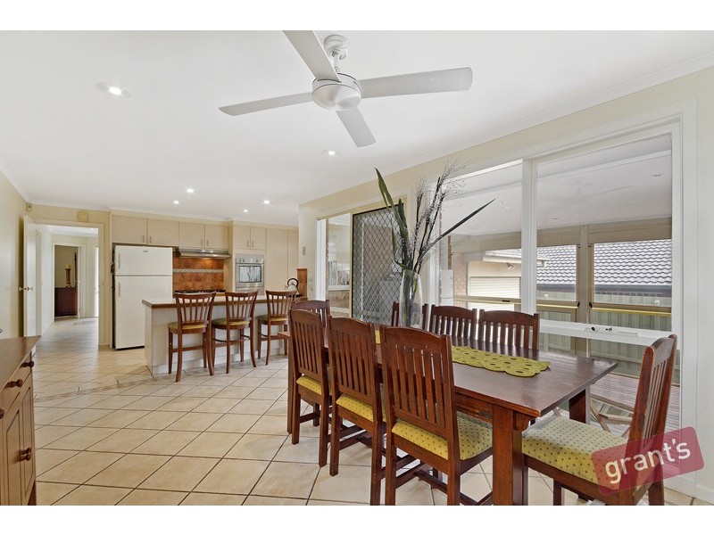 26 Kilberry Crescent, Hallam VIC 3803