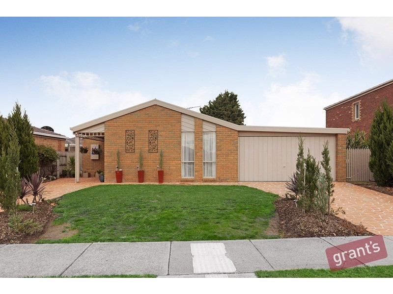 31 Baringa Park Drive, Narre Warren South VIC 3805