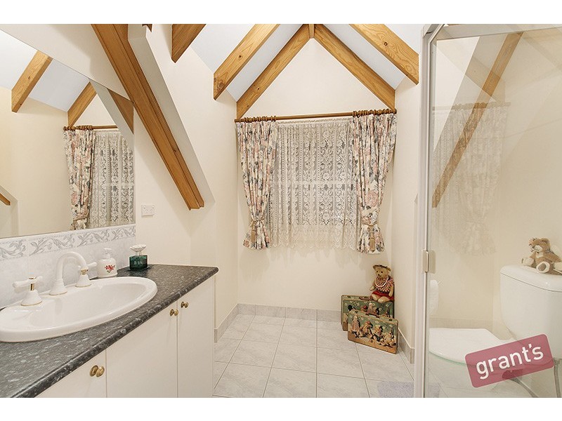 14 Daintree Grove, Narre Warren VIC 3805