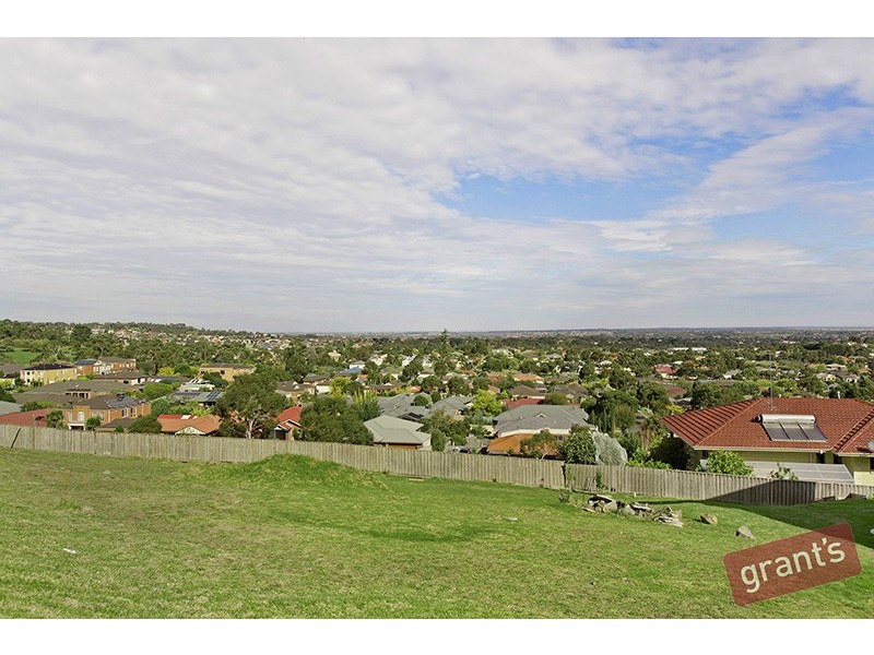 39 Milfull Court, Narre Warren North VIC 3804