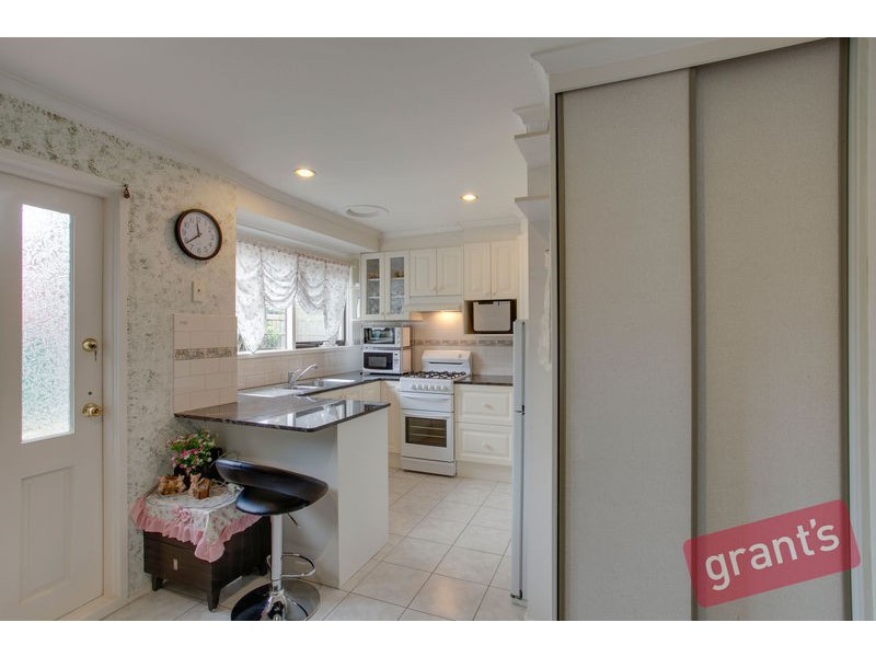 6 Darling Way, Narre Warren VIC 3805