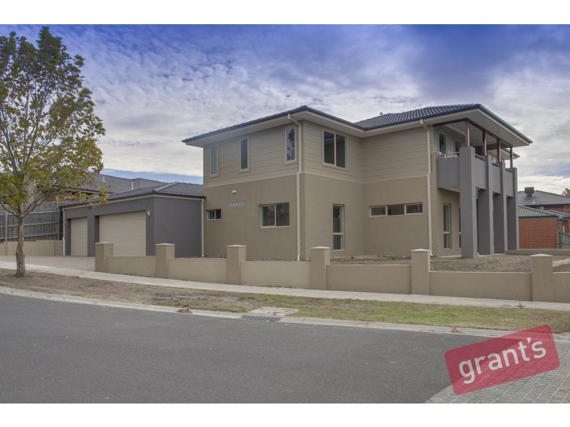 74 Loxley Boulevard, Narre Warren South VIC 3805