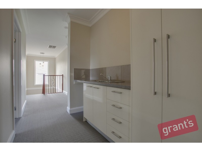 74 Loxley Boulevard, Narre Warren South VIC 3805