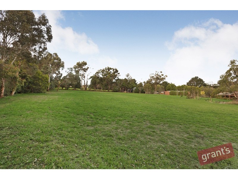 Lot 2/ 13 McKenzie Lane, Narre Warren North VIC 3804