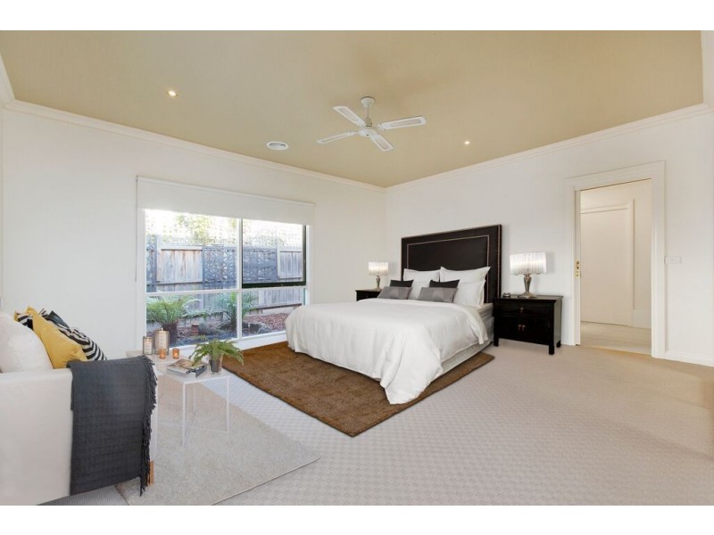 5 The Esplanade, Narre Warren South VIC 3805