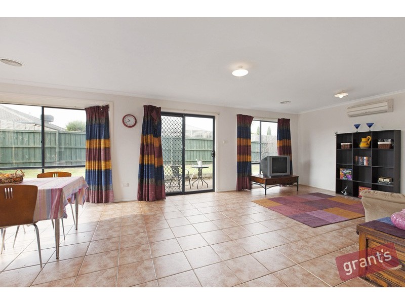 17 Hadley Circuit, Narre Warren South VIC 3805