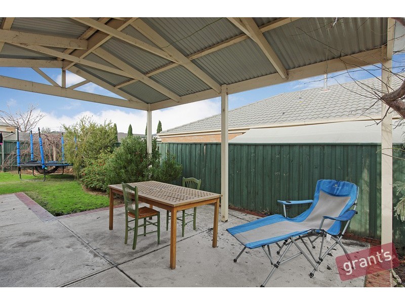 17 Hadley Circuit, Narre Warren South VIC 3805