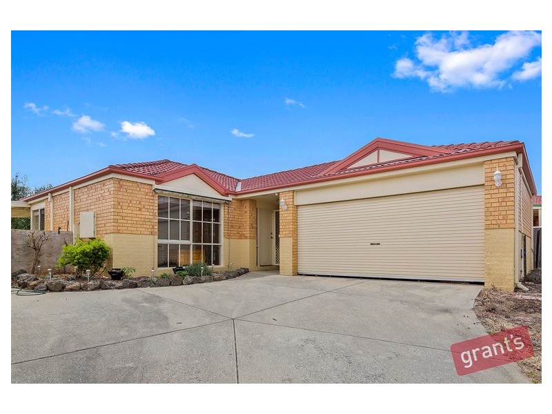 2 Demint Walk, Narre Warren South VIC 3805