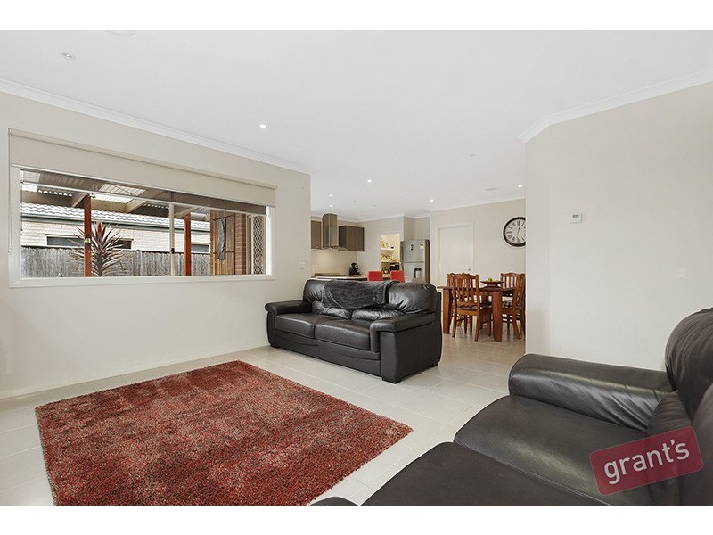 26 Sabel Drive, Cranbourne North VIC 3977