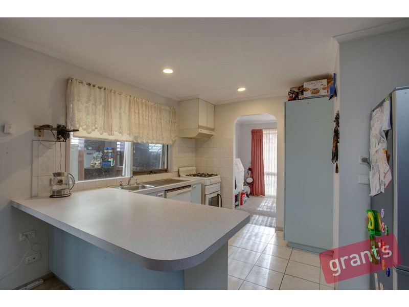 7 Blueberry Crescent, Cranbourne North VIC 3977