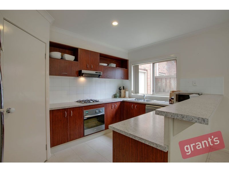 14 Melzak Way, Berwick VIC 3806