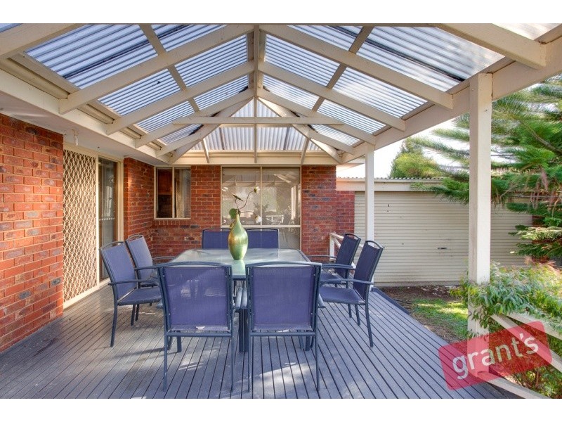 64 Jacksons Road, Narre Warren VIC 3805
