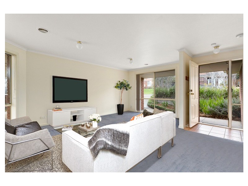 17 Sandalwood Drive, Narre Warren VIC 3805