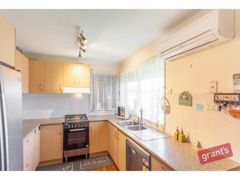 14 Bradley Terrace, Narre Warren VIC 3805