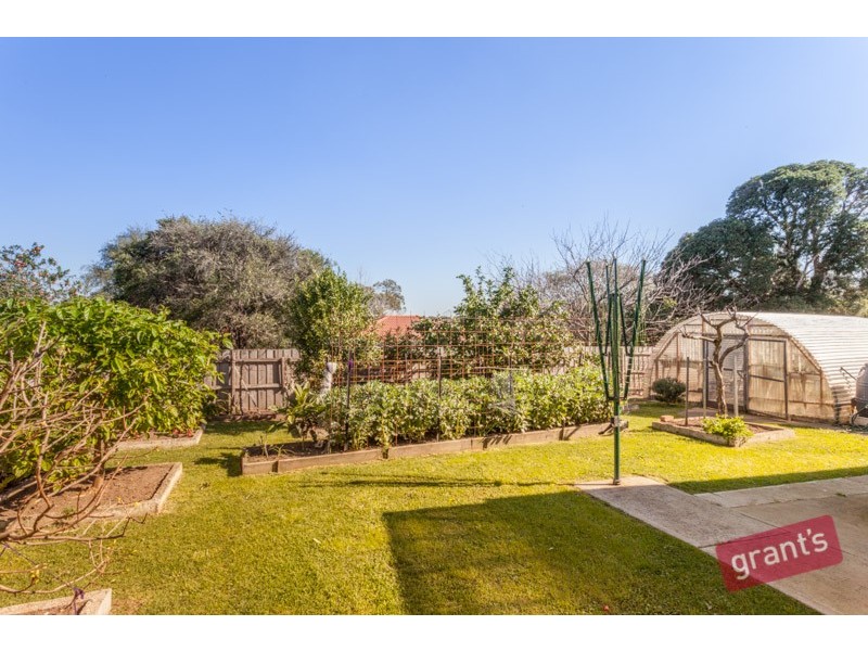 14 Bradley Terrace, Narre Warren VIC 3805