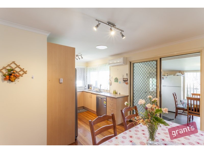 14 Bradley Terrace, Narre Warren VIC 3805