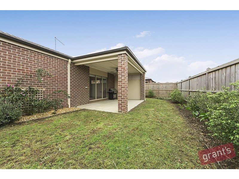 24 Verdant Avenue, Officer VIC 3809