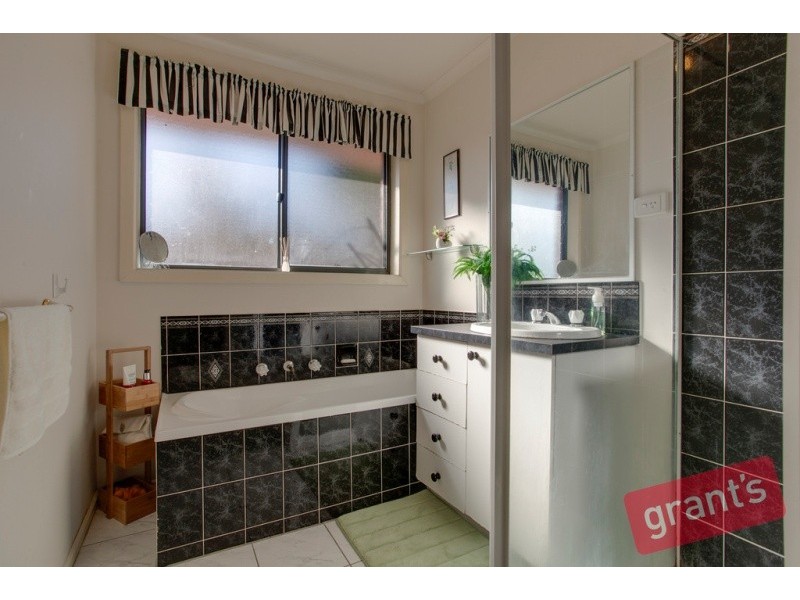 23 Emily Drive, Narre Warren VIC 3805