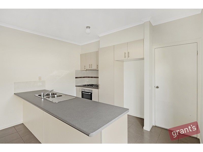 82 Sabel Drive, Cranbourne North VIC 3977