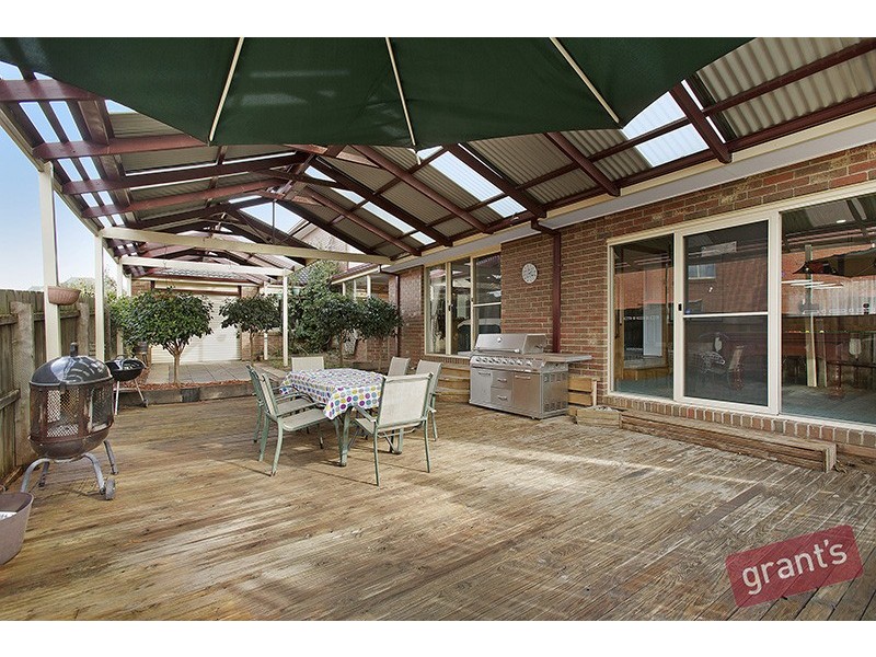 74 The Boulevard, Narre Warren South VIC 3805