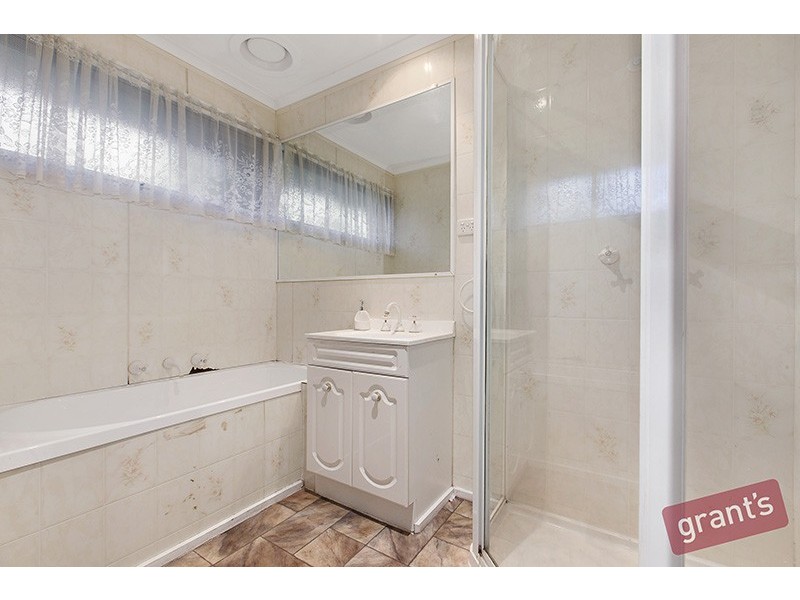 2 Broadacres Court, Narre Warren VIC 3805