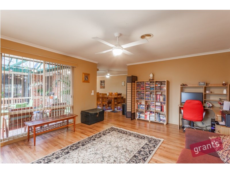 6 Seebeck Drive, Narre Warren South VIC 3805