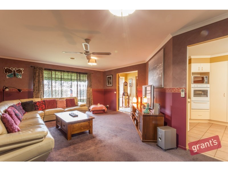 6 Seebeck Drive, Narre Warren South VIC 3805