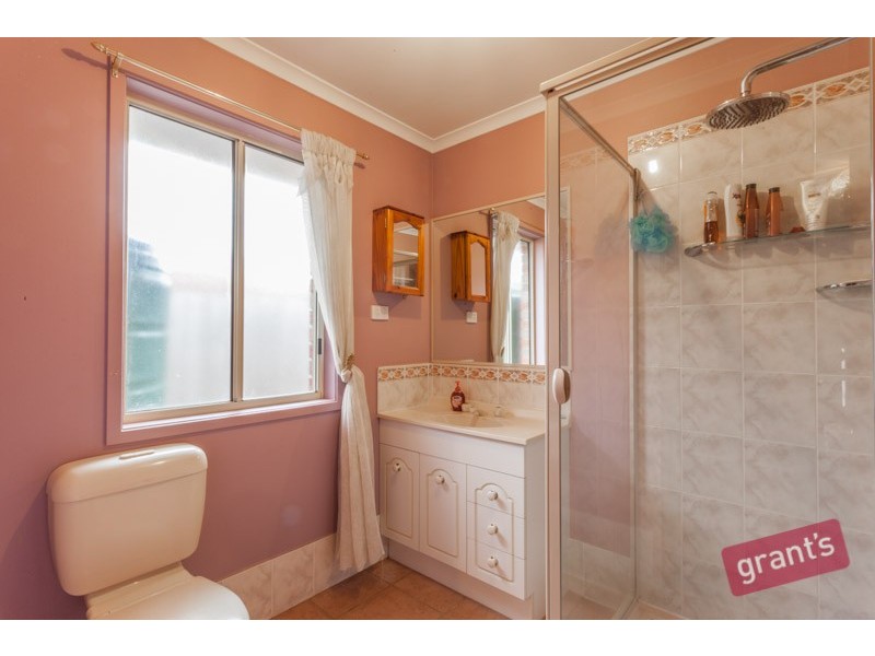 6 Seebeck Drive, Narre Warren South VIC 3805