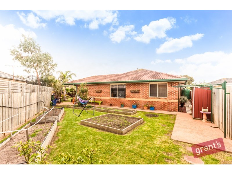 6 Seebeck Drive, Narre Warren South VIC 3805