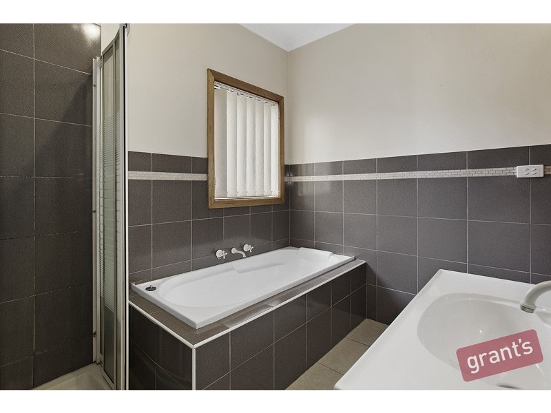 96 A Princes Highway, Hallam VIC 3803